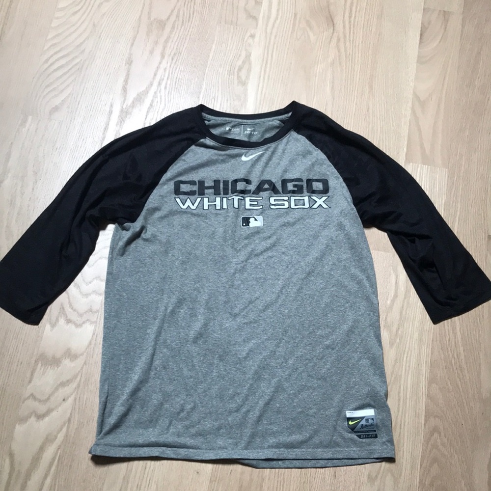Men’s chicago white Sox shirt